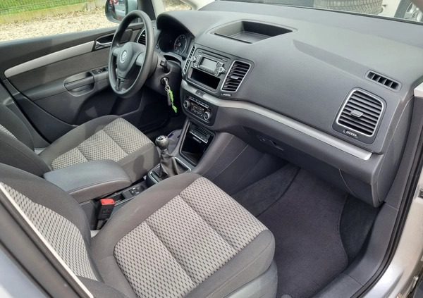 Volkswagen Sharan cena 45000 przebieg: 182000, rok produkcji 2010 z Lubliniec małe 407